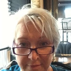 Meet your Posher, Rhoda